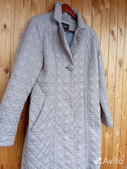 Женское осеннее пальто