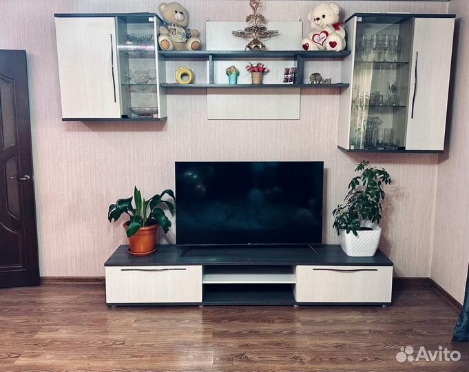 Тумба под телевизор бу
