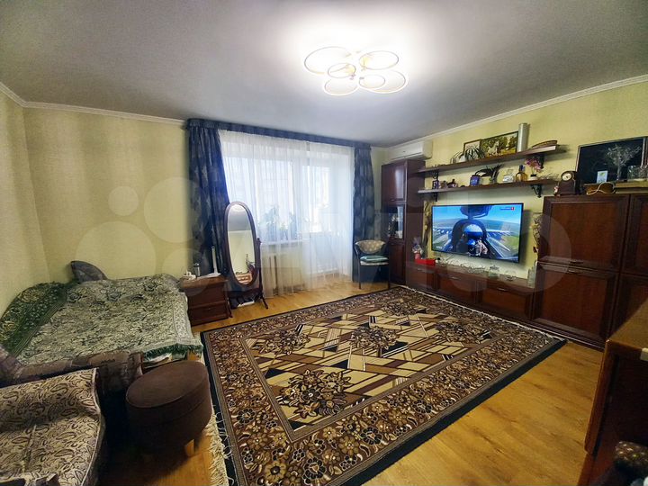 3-к. квартира, 85 м², 4/9 эт.