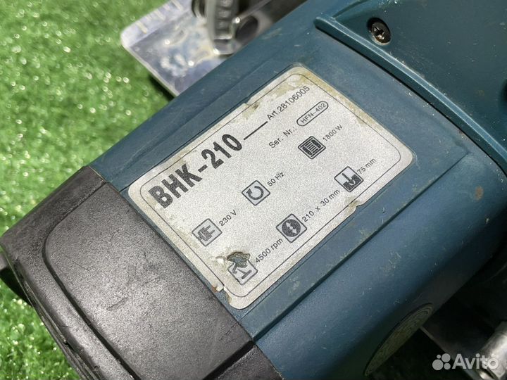 Дисковая пила Bort BHK-210