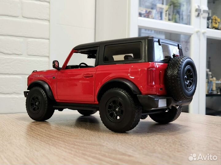 Ford Bronco Wildtrak 2021 Red 1:18 Maisto