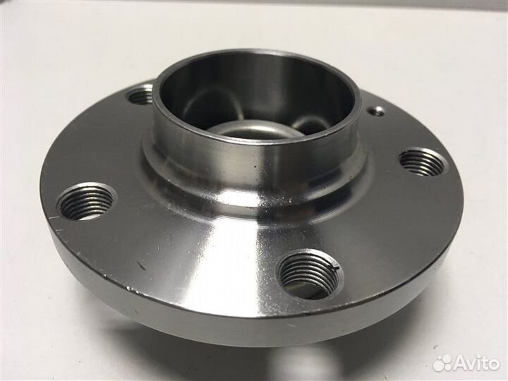 Ступица задняя подшипник ступичный Audi A2 8Z0