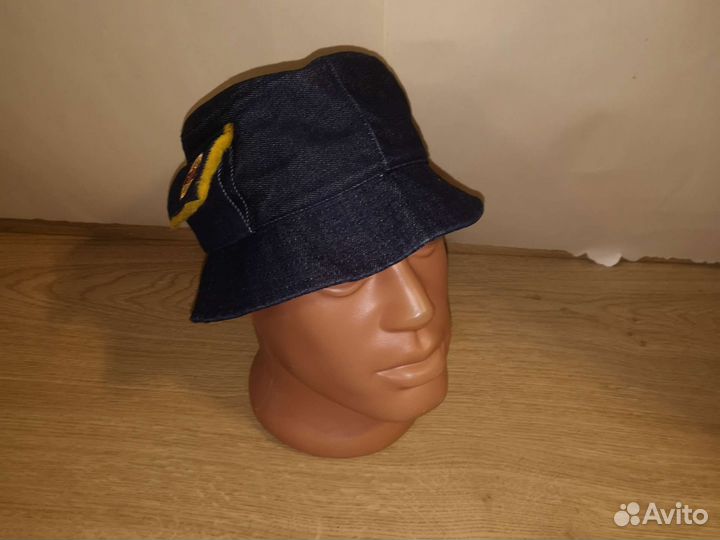 Панама Levis 56 см