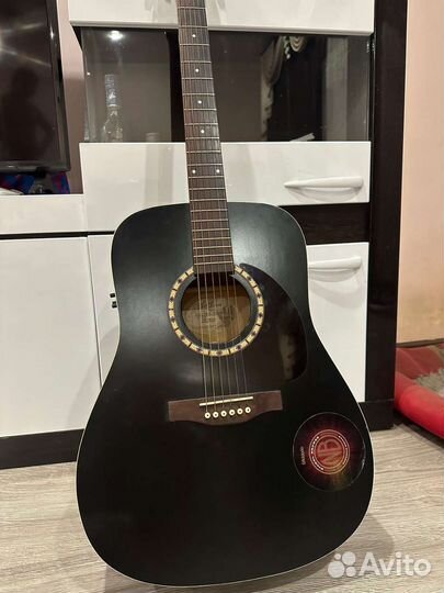 Гитара Канадская