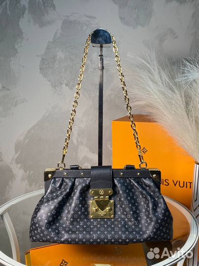 Сумка Louis Vuitton