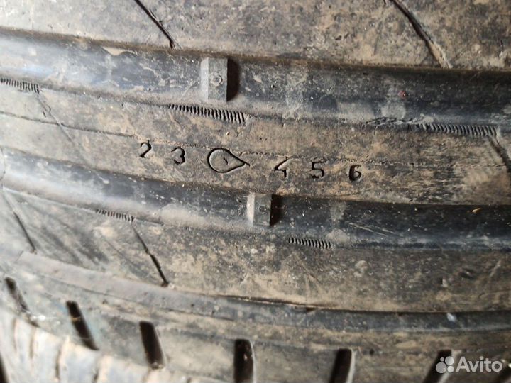 Nokian Tyres Hakka Z 245/40 R18 97Y