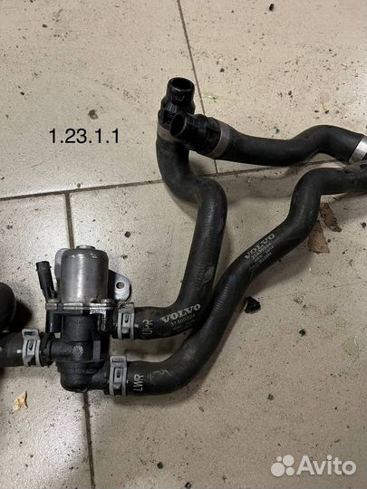 Volvo XC90 2015- клапан системы охлаждения