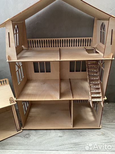 Домик кукольный