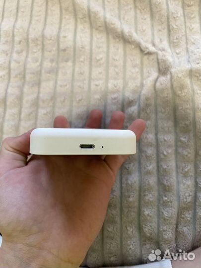 Павербанк Magsafe