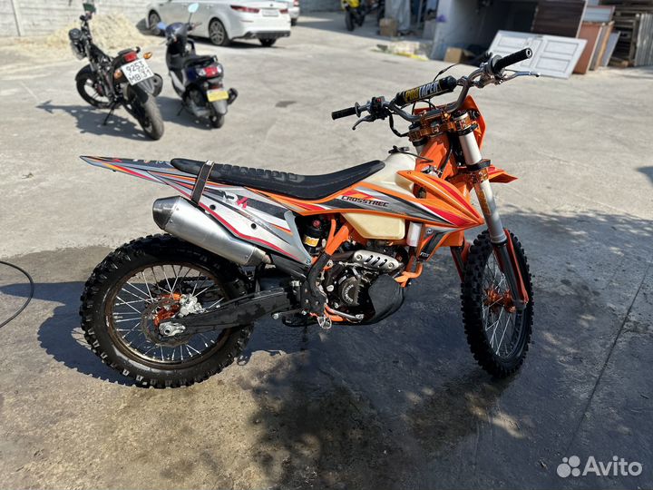Regulmoto Crosstrec 300