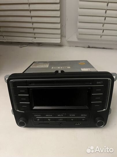 Магнитола штатная Volkswagen Jetta 6