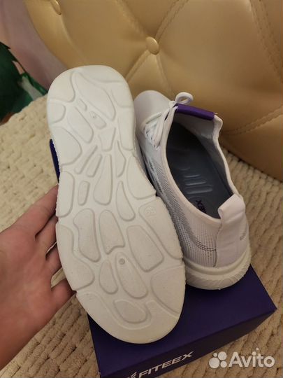 Кроссовки для мальчика р. 39