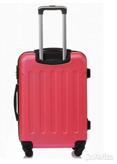 Чемодан на колесах Lcase