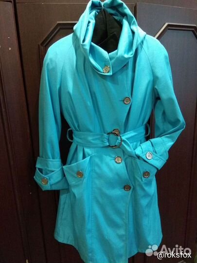 Плащ женский размер 46-48