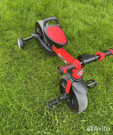 Продам четырехколесный детский велосипед