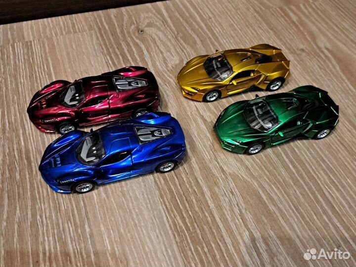 Ferrari LaFerrari -1:43 Lykan-HyperSport 1:43