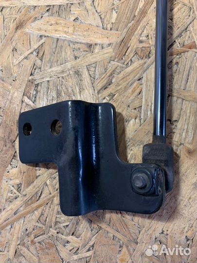 Амортизатор капота Chery Tiggo T11 sqre4G16 2014