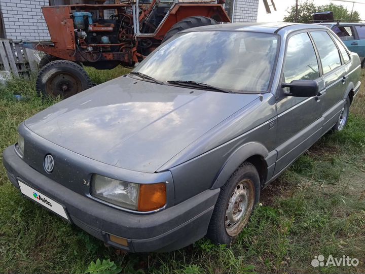 Volkswagen Passat, 1988