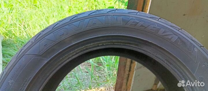 Yokohama Advan Fleva V701 225/55 R17