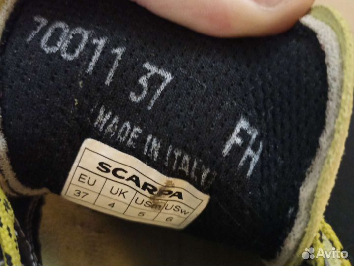 Скальники scarpa mago 37 размер