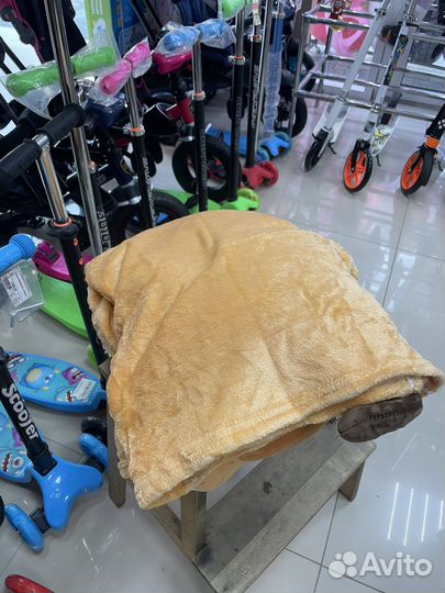 Мягкая игрушка с пледом 