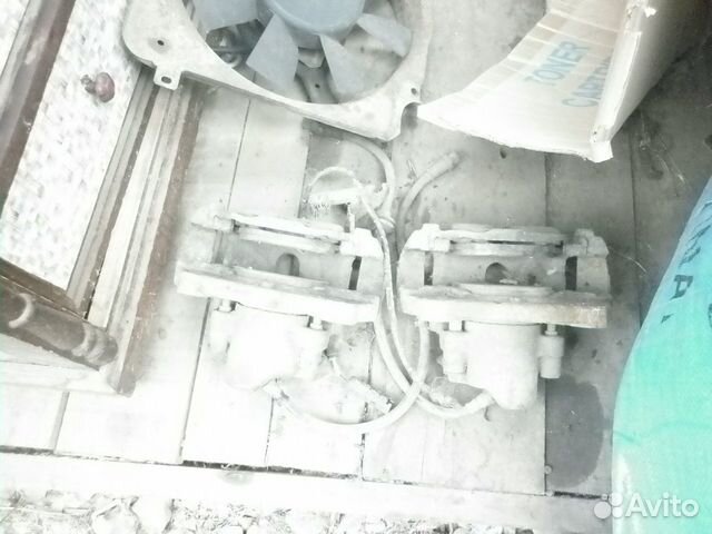 Продаю правый передний суппорт бмв х5