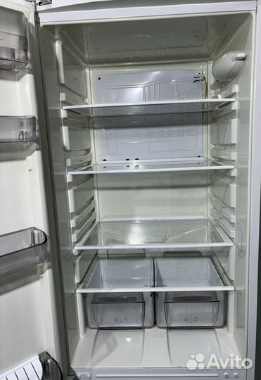 Холодильник hotpoint ariston бу