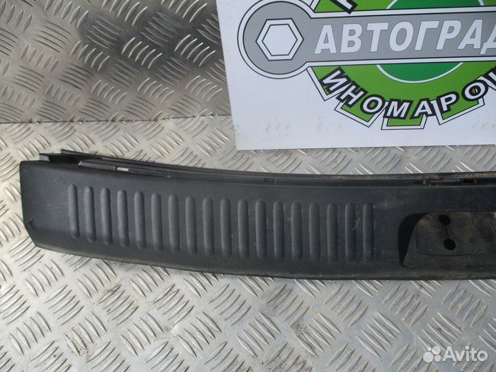 Обшивка задней панели багажника Kia Ceed 1 рест