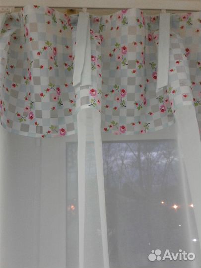 Штора на завязках для кухни