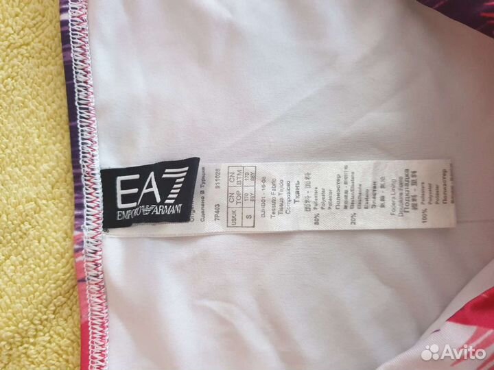 Купальники женские 42 новый Armani