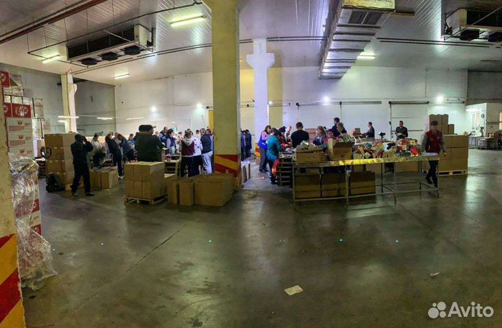 Фасовка новогодних подарков