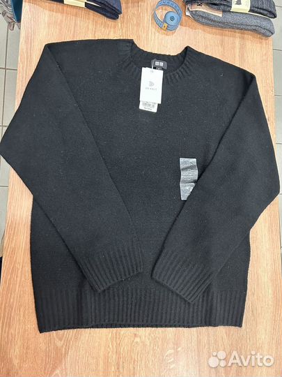 Бронь Джемпер Uniqlo 3d вязка