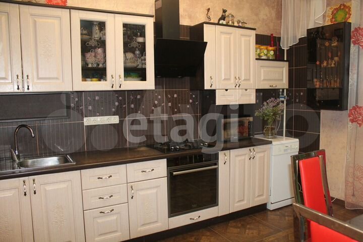 4-к. квартира, 126,8 м², 3/4 эт.