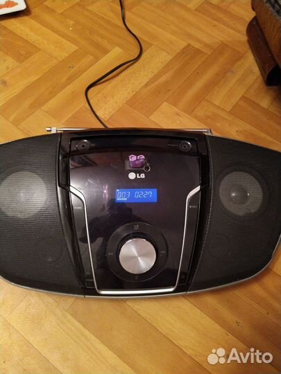 Магнитола LG sb56