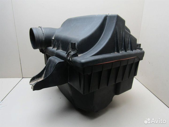 Корпус воздушного фильтра VW Transporter T4 1996