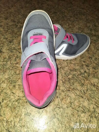 Кроссовки для девочки декатлон 33 размер