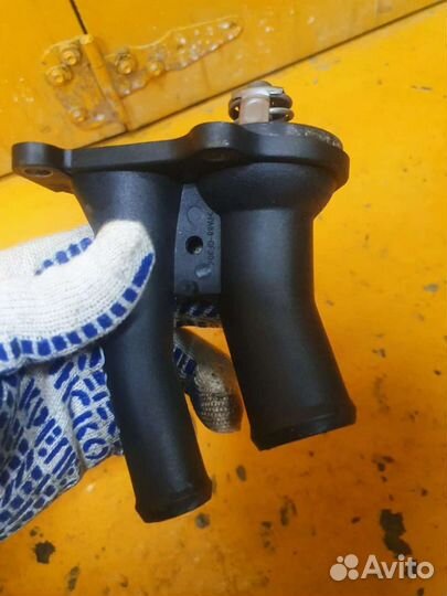 Фланец термостат 1.4 fxja ford