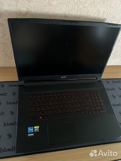 Msi katana gf76 12uc-258ru