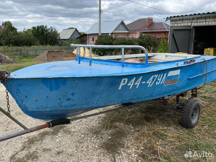 Моторная лодка мкм 