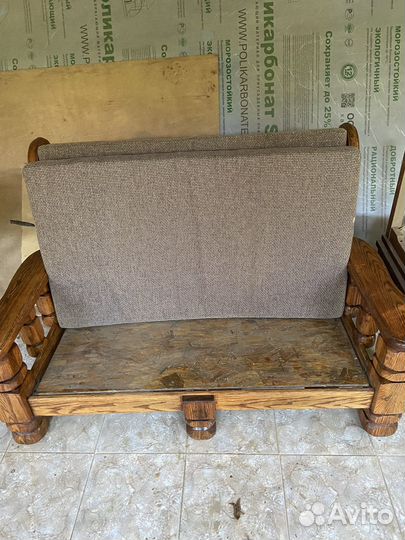 Садовый диаан, дуб