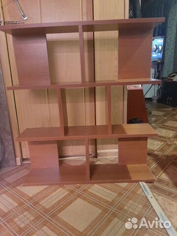 Книжные полки навесные