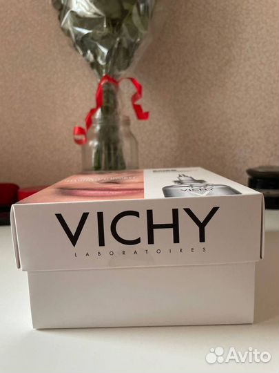 Vichy + La Roche Posay набор пробников 137 шт