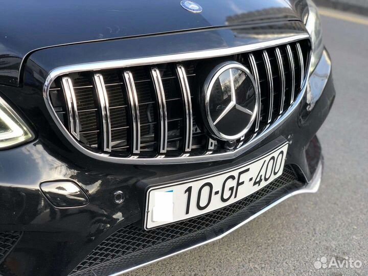 Стеклянная звезда Mercedes