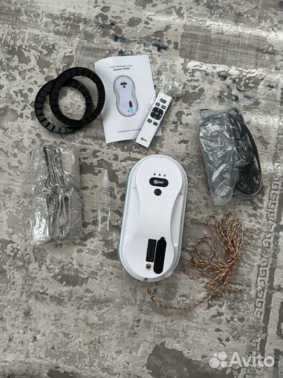 Робот для мойки окон Даджет dBot W200