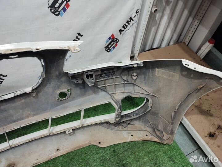 Бампер передний Bmw 523 F10 N52B25AF 2010