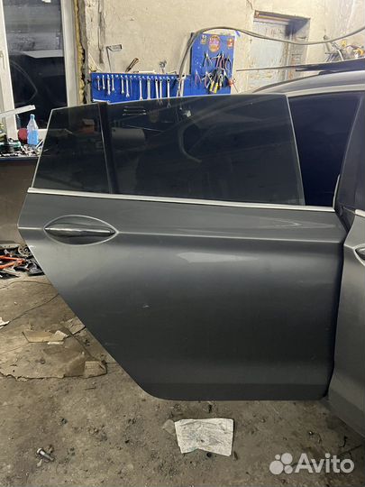 Bmw f07 5gt задняя правя дверь
