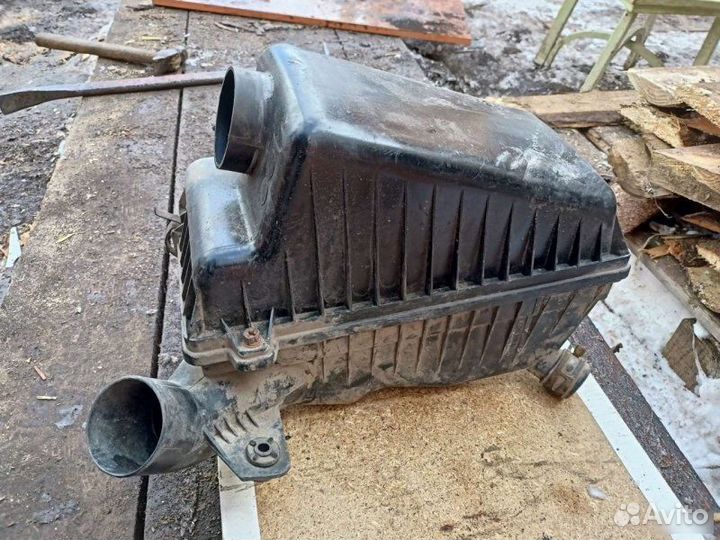 Корпус воздушного фильтра Kia Spectra