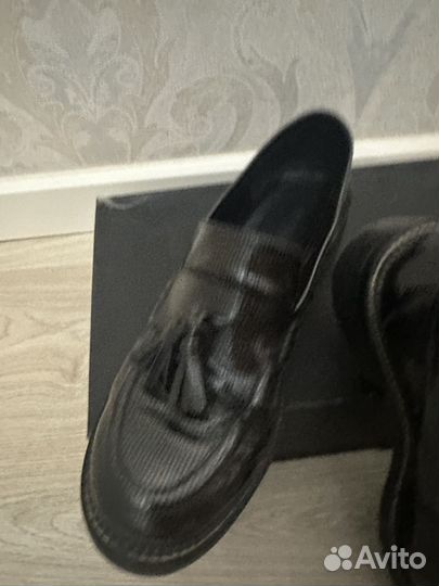 Лоферы женские 39 размер натуральный лак