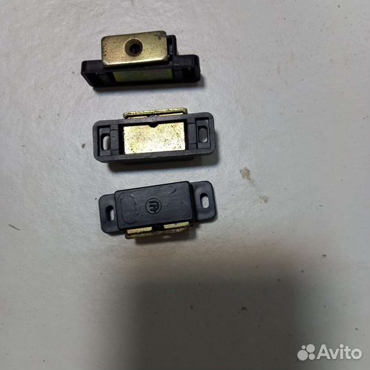 Магниты мебельные