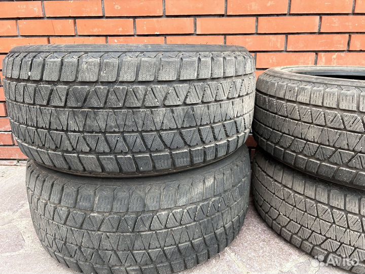 Bridgestone Blizzak DM-V3 245/45 R20 и 275/40 R20 106T
